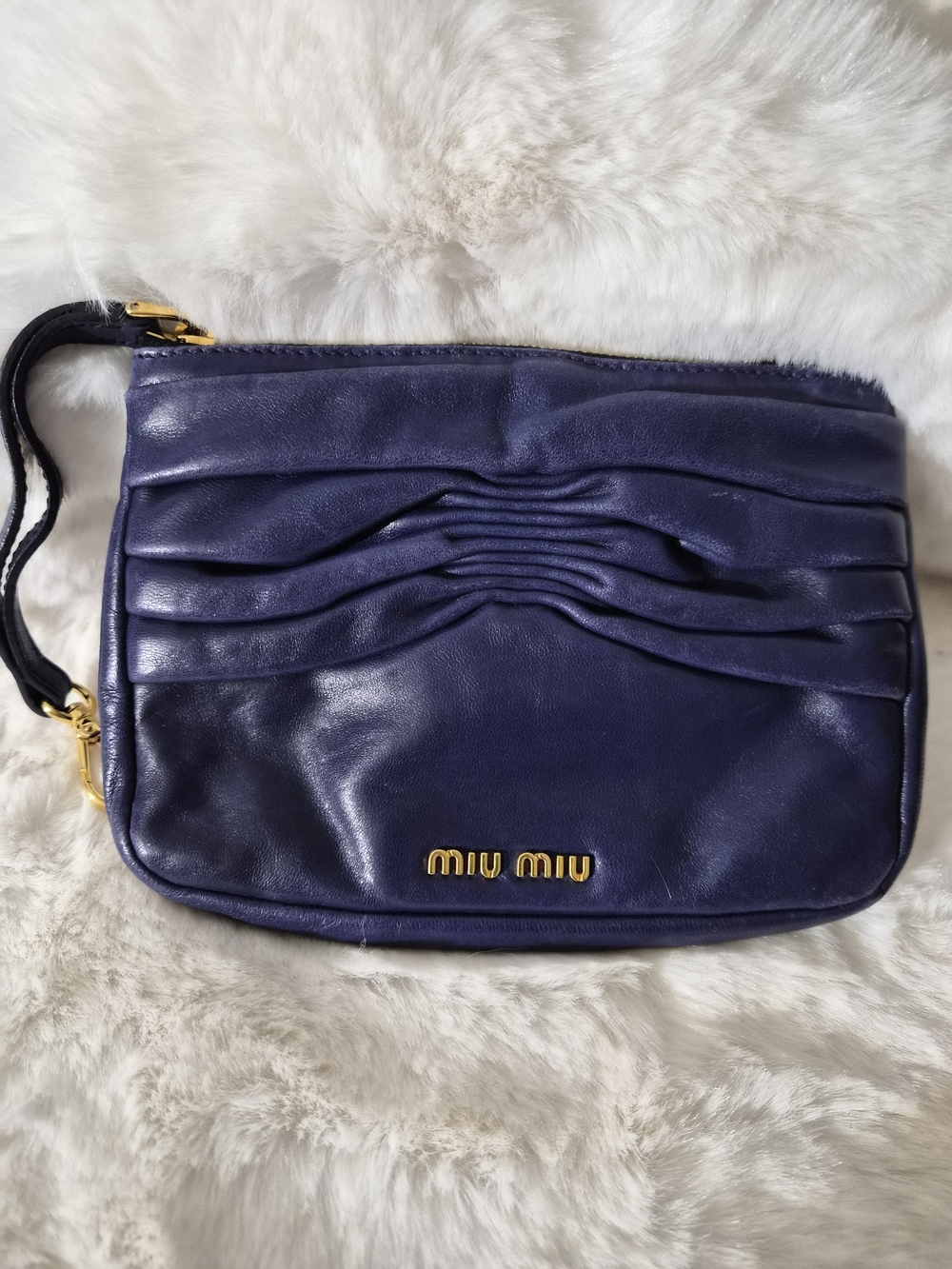 Miu Miu Navy Leather Wristlet Clutch - Picture 2 of 11